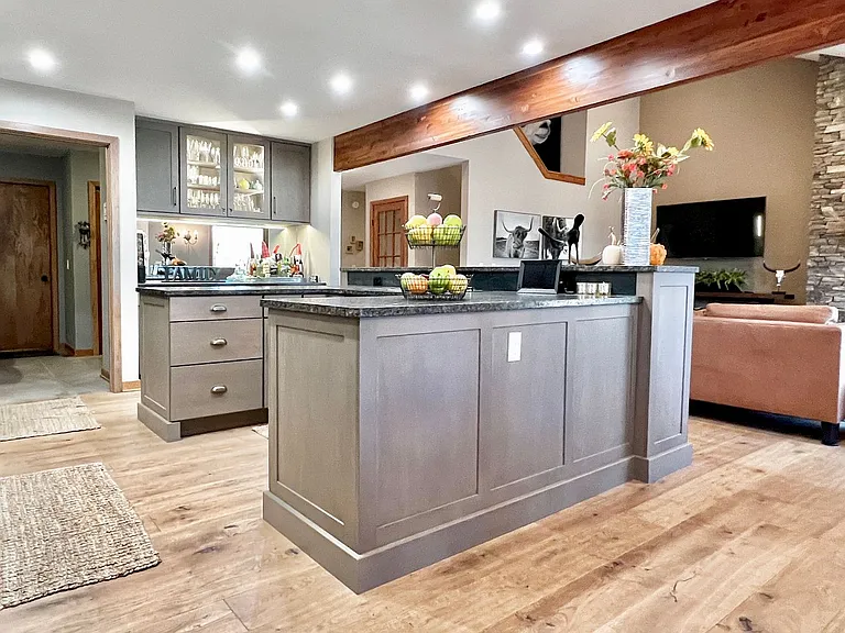 6245 Summit Ct — Photo 14
