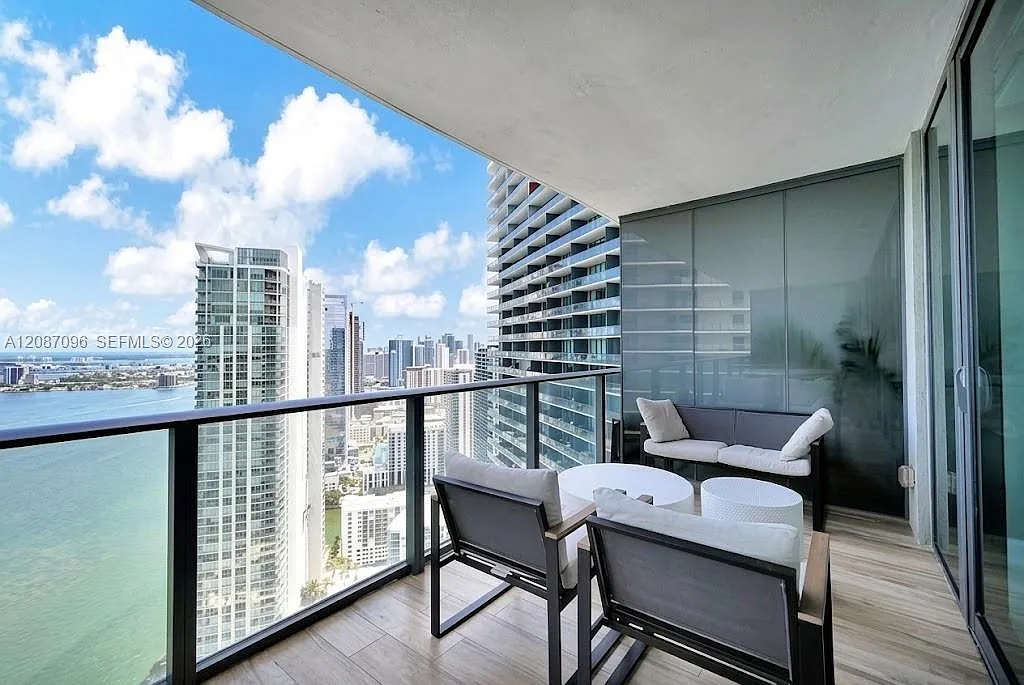 Paraiso Bay Condo — Photo 4