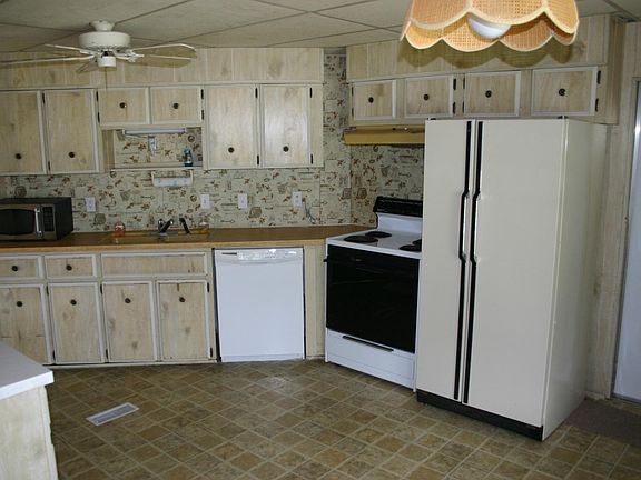 2nd image of 9762 Scepter Ave