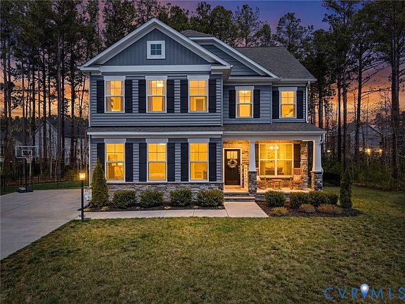 4th image of 16801 Chalet Ct