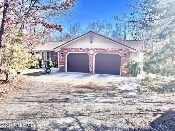 2542 N Lake Dr, Holts Summit, MO 65043