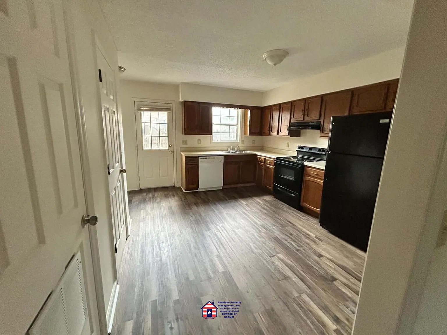 2 bed, 1.5 bath, 1000 sqft, $850 — Photo 4