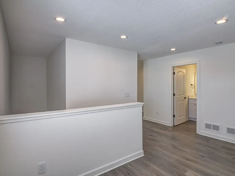 Dawes Place Townhomes — Photo 92