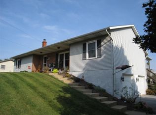 3722 Tunnel Hill Rd, Seven Valleys, PA 17360