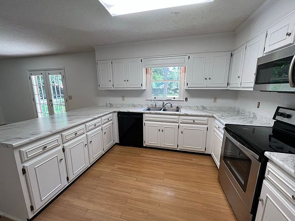 3rd image of 216 Merrywood Dr #7c4b6d51c