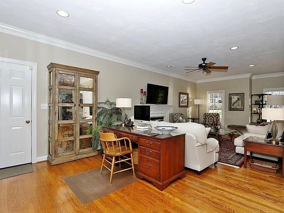 4th image of 5580 Salisbury Dr