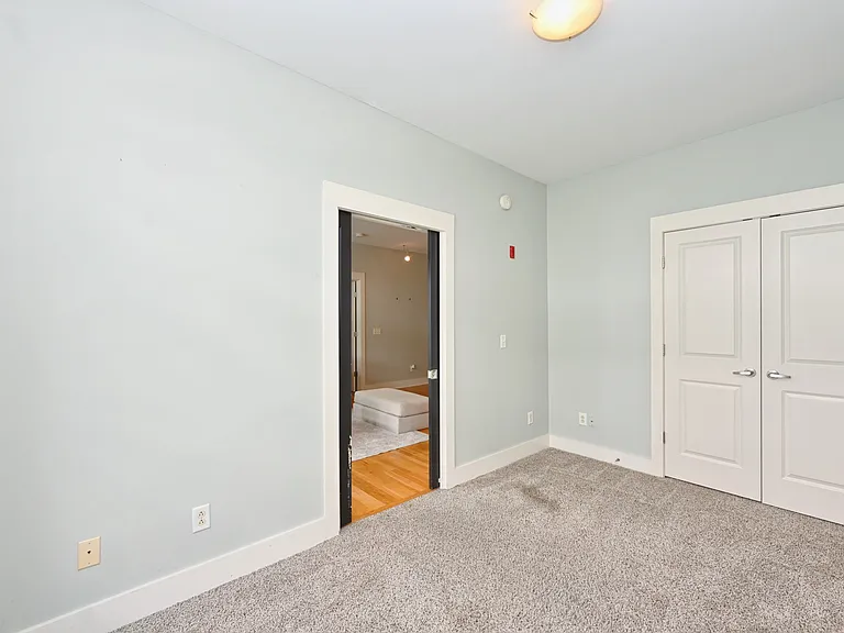817 3rd Ave N #411 — Photo 17