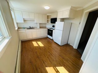 16 Home St #3, Beverly, MA 01915