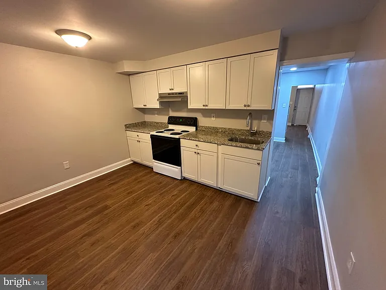 3380 Agate St — Photo 11