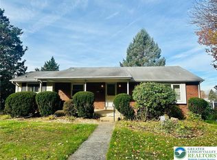 3011 Ithaca St, Allentown, PA 18103