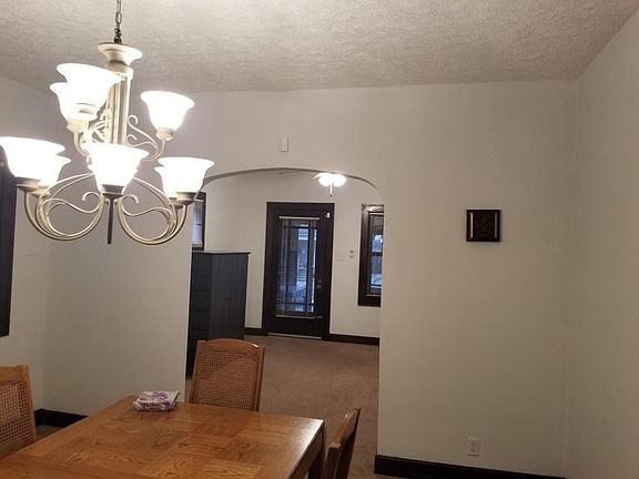 2nd image of 1125 N Parker Ave