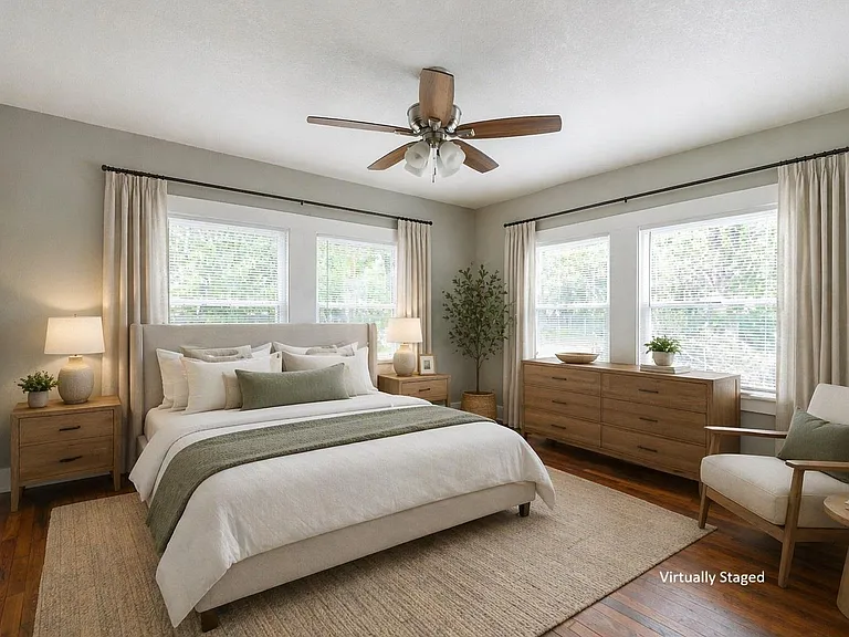 329 Flores St — Photo 17