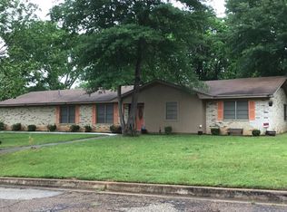 1103 Summit St, Marshall, TX 75670