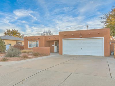 1325 Glorieta St NE, Albuquerque, NM, 87112