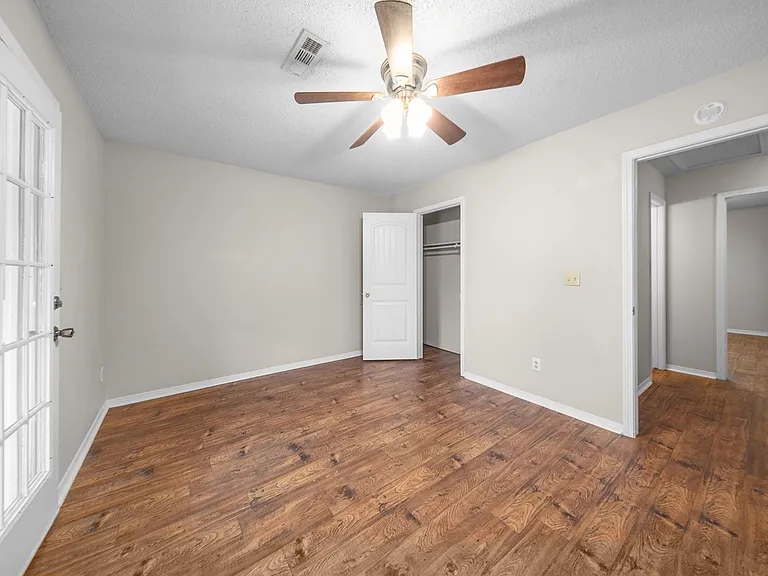 2456 N Brophy Cir #2 — Photo 17