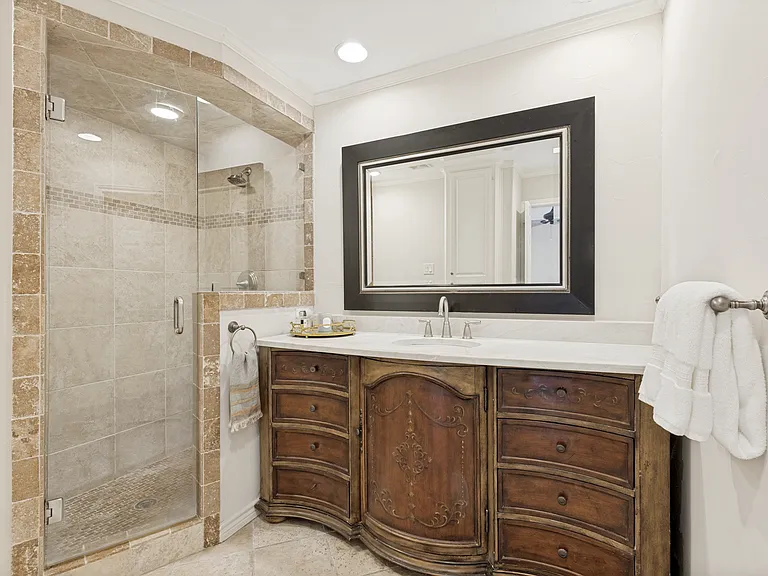 7617 Riverbrook Dr — Photo 20