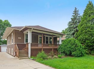 433 Addison Rd, Riverside, IL 60546