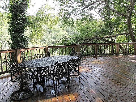 Spacious deck for entertaining!