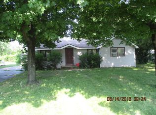 10444 Pappy Brown Dr, Roscoe, IL 61073