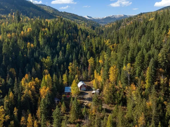 6684 Upper Pack River Rd, Sandpoint, ID 83864