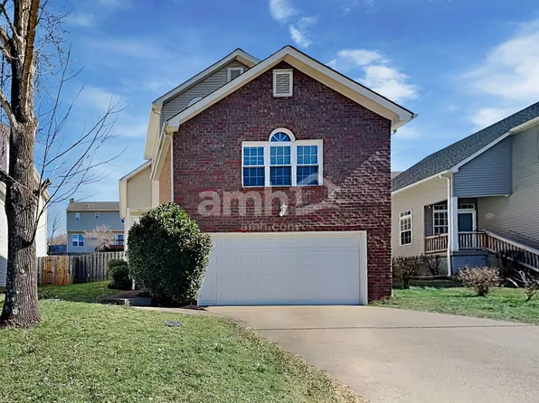 2011 Lassiter Dr, Goodlettsville, TN 37072