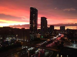 210 S Desplaines St APT 1609, Chicago, IL 60661