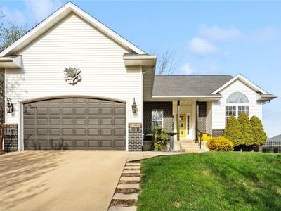 1808 Aaron Dr NW, Cedar Rapids, IA, 52405