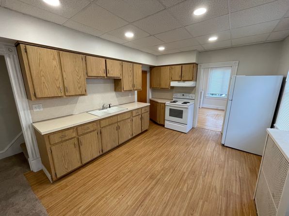 405 Oak St #1