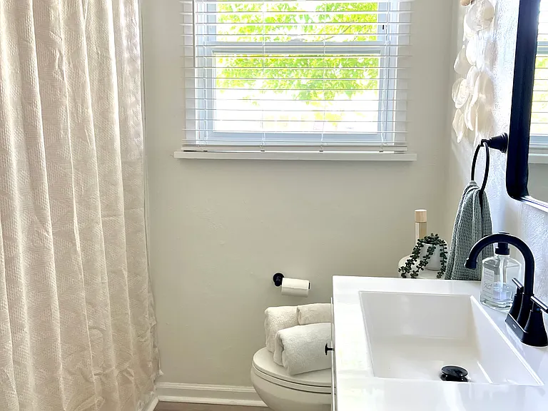 2757 Heutte Dr — Photo 18