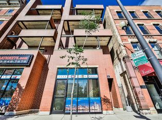 1332 W Madison St APT 4W, Chicago, IL 60607