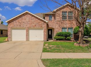 5900 Paloma Blanca Dr, Fort Worth, TX 76179