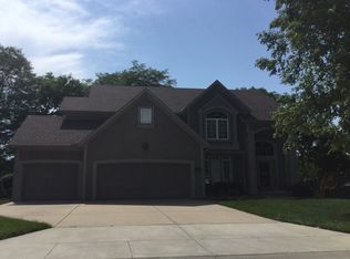 5804 NE Coral Dr, Lees Summit, MO 64064