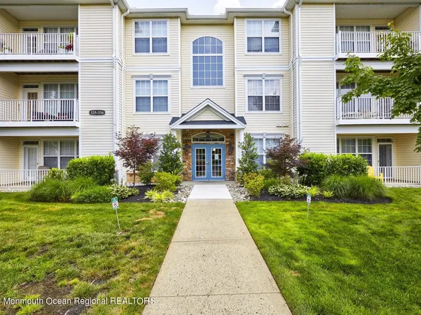 331 Saint Andrews Place, Manalapan, NJ 07726