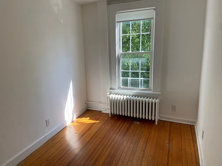 227 Warren St #2 — Photo 12