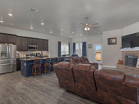 4th image of 7100 Hart Rd