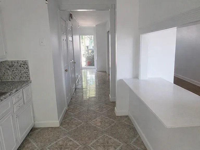9504 23rd Ave — Photo 18