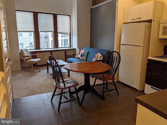 3rd image of 1532 E Passyunk Ave APT 3