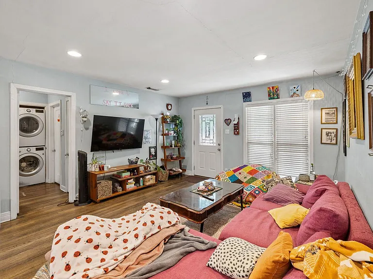3801 Avenue G #A — Photo 9
