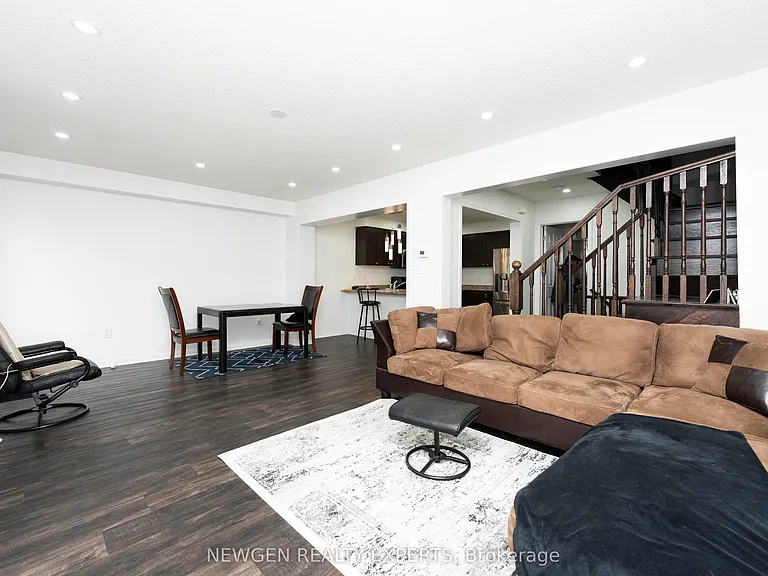 51 Colonel Frank Ching Cres — Photo 19