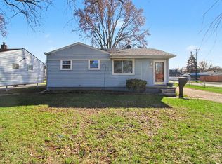 7855 Weddel St, Taylor, MI 48180