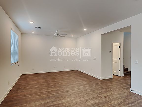 2nd image of 4309 S 105th Dr