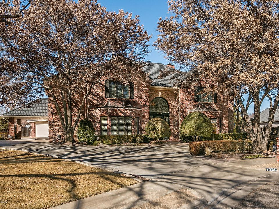 1st image of 7220 Versailles Dr