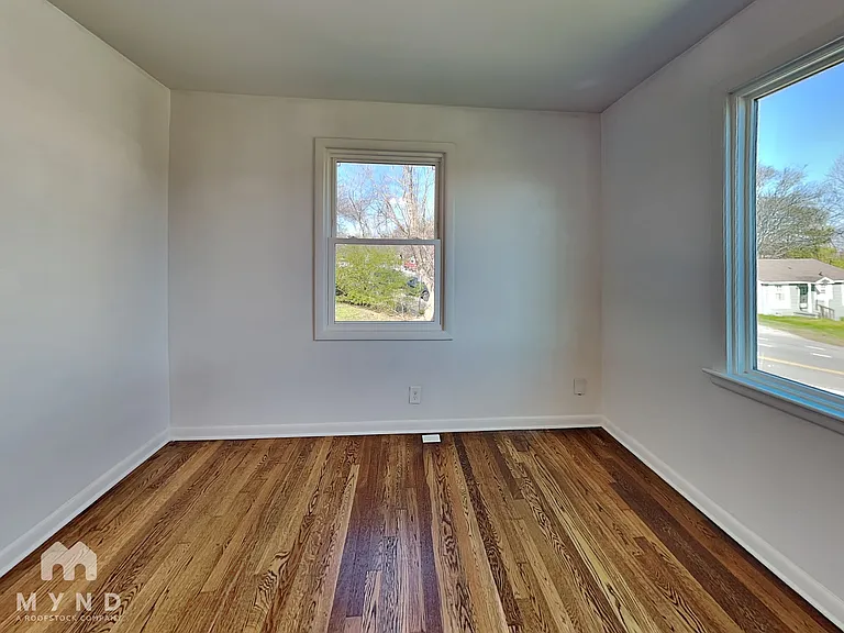 1317 Davidson St — Photo 3