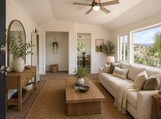 2530 Cherimoya Dr, Vista, CA 92084