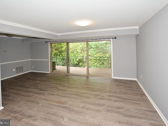 3rd image of 10026 Mosby Woods Dr APT 330