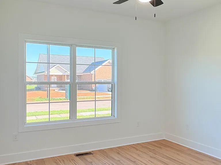 5369 Crocus Dr — Photo 17