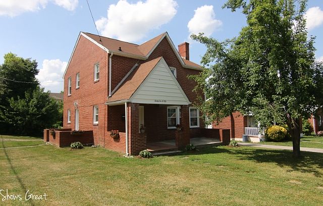 1st image of 2502 Lyndhurst St NW