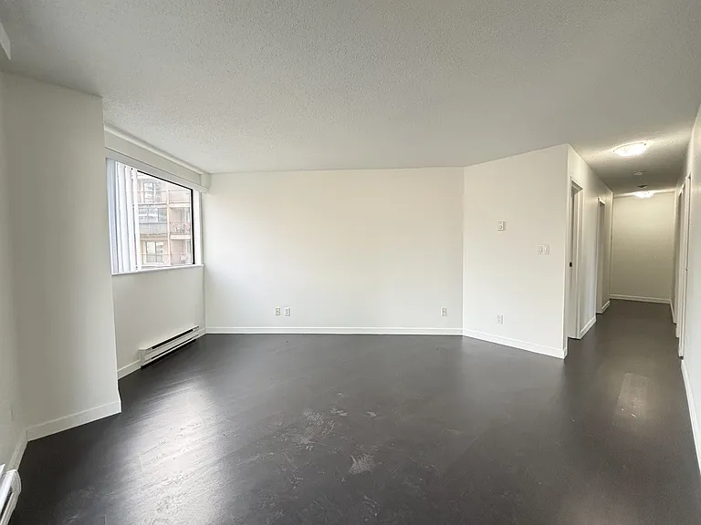 1045 Haro St — Photo 82