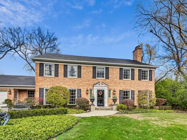 625 Thornwood Ln, Northfield, IL 60093