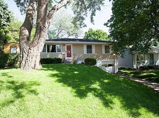 7774 Lafayette Ave, Omaha, NE 68114